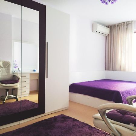 Modern Apartment In Burgas Exteriör bild