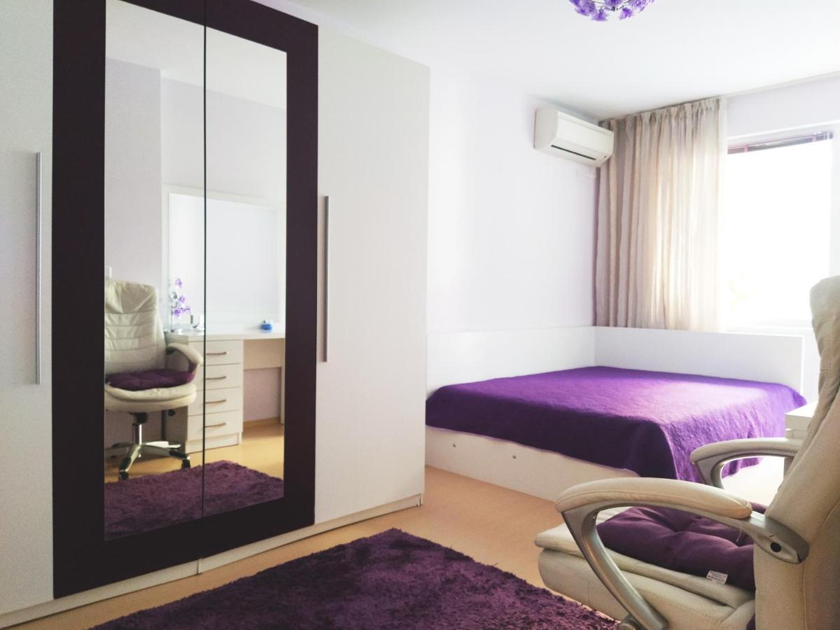 Modern Apartment In Burgas Exteriör bild
